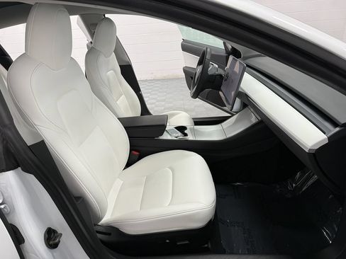 Used 2020 Tesla Model 3 Performance AWD/4WD image 19