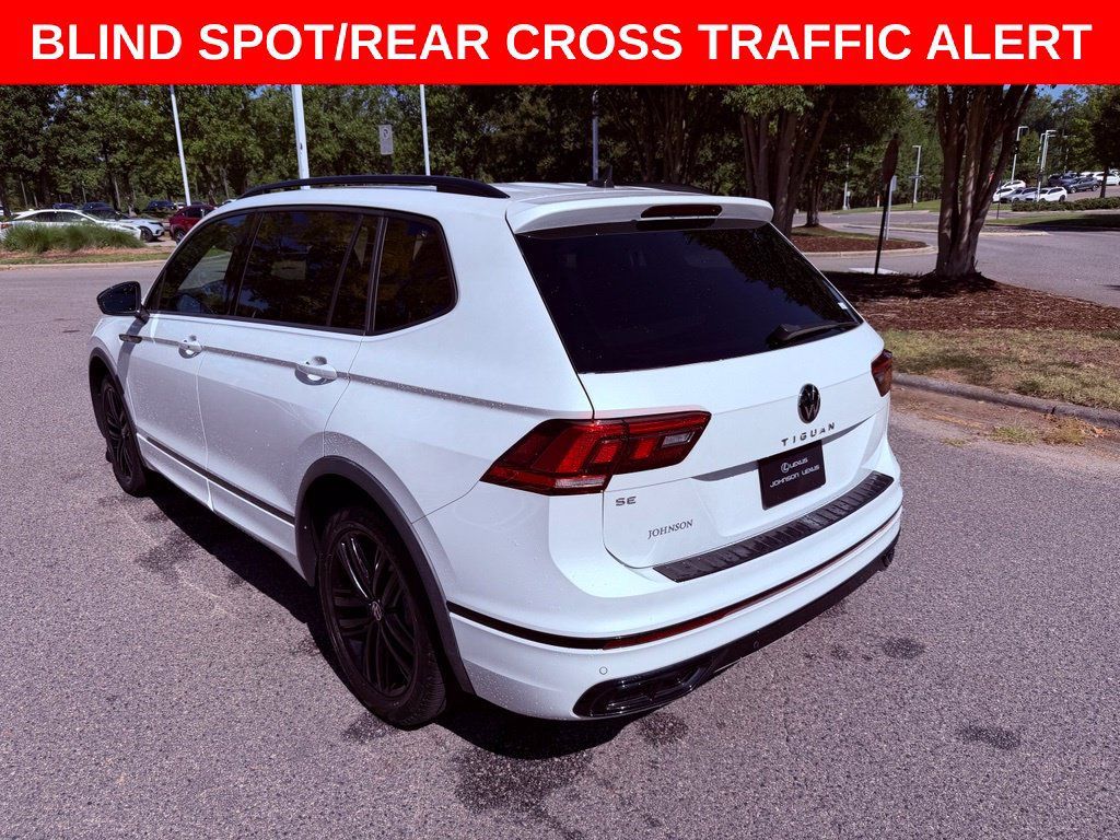 Used 2022 Volkswagen Tiguan SE R-Line FWD image 5
