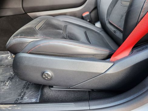 Certified 2025 Mercedes-Benz GLC 43 AMG 4MATIC Coupe image 24