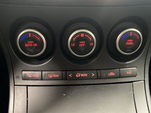 Used 2013 MAZDA MAZDA3 i Touring image 12