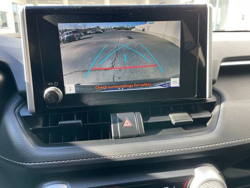 Used 2024 Toyota RAV4 LE image 17