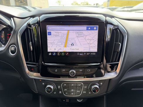 Used 2023 Chevrolet Traverse Premier w/ Redline Edition AWD/4WD image 21