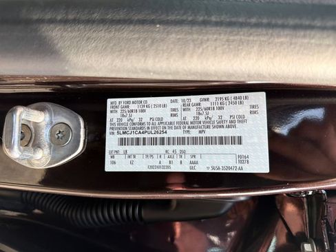 Certified 2023 Lincoln Corsair FWD image 32