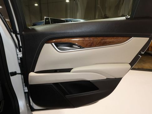 Used 2018 Cadillac XTS Luxury w/ Driver Awareness Package image 20