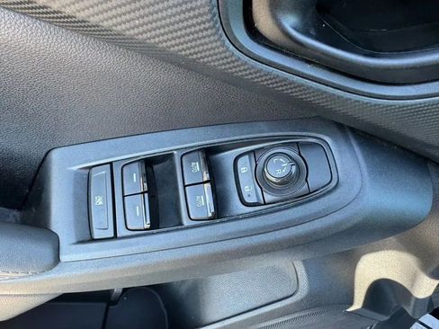 Used 2024 Subaru Crosstrek 2.0i Premium w/ Crosstrek Mirror Package image 12