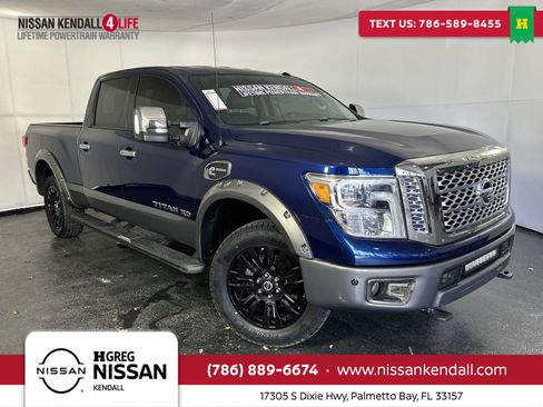 Used 2017 Nissan Titan Platinum Reserve image 1