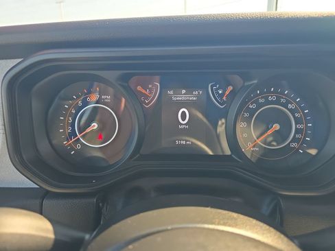 Used 2025 Jeep Wrangler Unlimited Sport AWD/4WD image 28