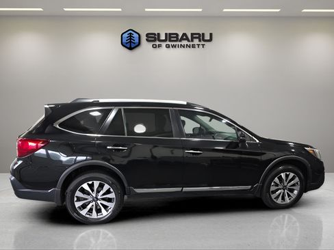 Used 2018 Subaru Outback 3.6R Touring w/ Protection Package #1 AWD/4WD image 6