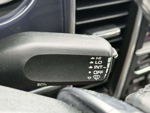 Used 2016 Porsche Panamera 4 Edition image 13