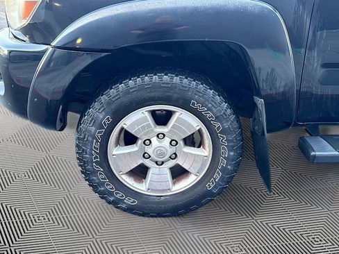 Used 2011 Toyota Tacoma PreRunner w/ TRD Sport Pkg image 25