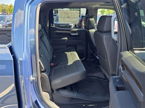 New 2026 GMC Sierra 1500 Elevation w/ Elevation Premium Package image 32