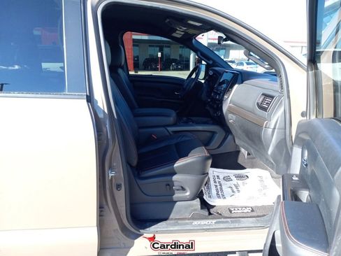 Used 2023 Nissan Titan PRO-4X w/ Pro-4x Convenience Package image 21