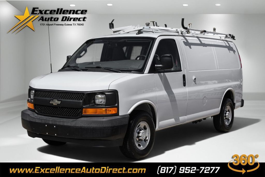 Used 2017 Chevrolet Express 2500 RWD image 1