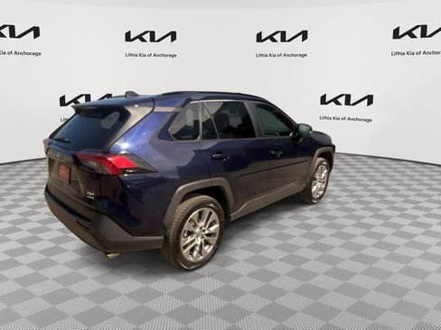 Used 2023 Toyota RAV4 XLE Premium AWD/4WD image 8