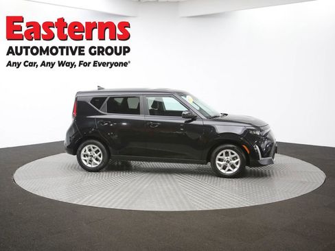 Used 2023 Kia Soul LX w/ Option Group 015 image 42