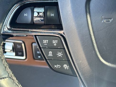 Used 2023 Lincoln Navigator Reserve AWD/4WD image 51