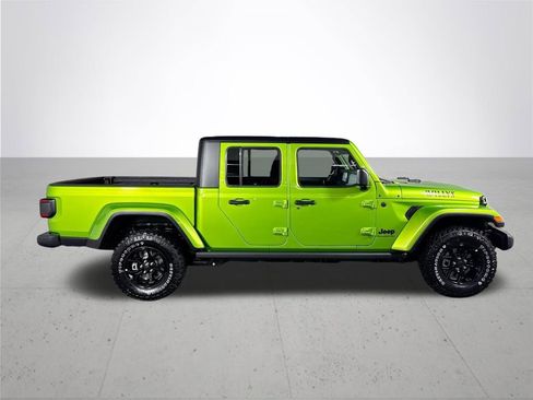 New 2025 Jeep Gladiator Willys image 5