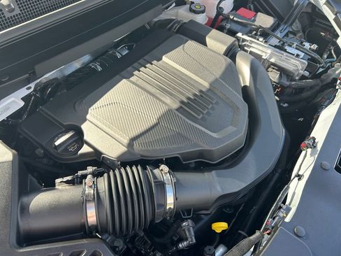 New 2026 GMC Acadia Elevation image 30