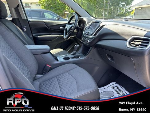 Used 2020 Chevrolet Equinox LT AWD/4WD image 32