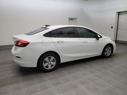 Used 2018 Chevrolet Cruze LS FWD image 10