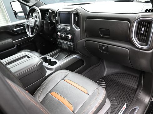 Used 2020 GMC Sierra 2500 AT4 w/ AT4 Premium Package image 41