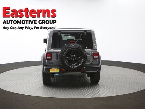 Used 2023 Jeep Wrangler Unlimited w/ Sun & Screen Package image 44