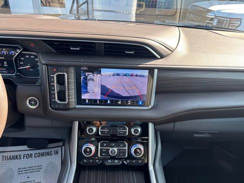 Used 2021 GMC Yukon XL Denali AWD/4WD image 21