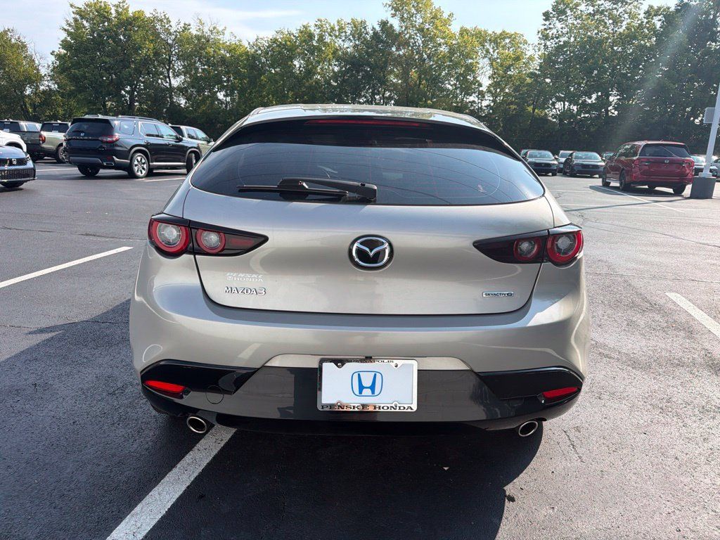 Used 2024 MAZDA MAZDA3 s FWD image 4