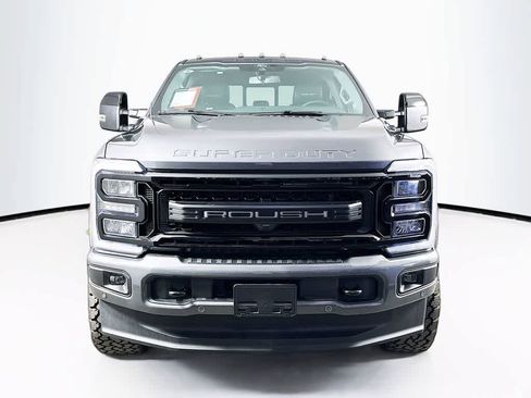 New 2026 Ford F250 Lariat w/ Black Appearance Package image 6