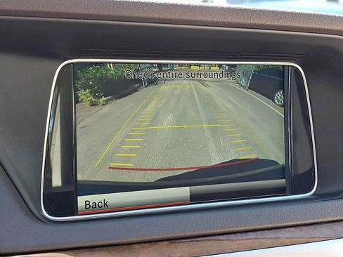 Used 2015 Mercedes-Benz E 350 4MATIC Sedan image 21