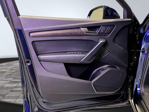 Used 2020 Audi Q5 2.0T Premium w/ Convenience Package AWD/4WD image 19