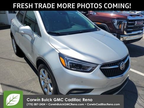 Used 2019 Buick Encore Essence w/ Experience Buick Package AWD/4WD image 2