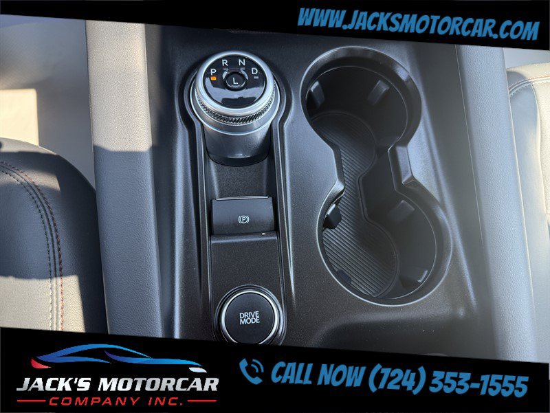 Used 2025 Ford Explorer Active w/ Active Comfort Package AWD/4WD image 34