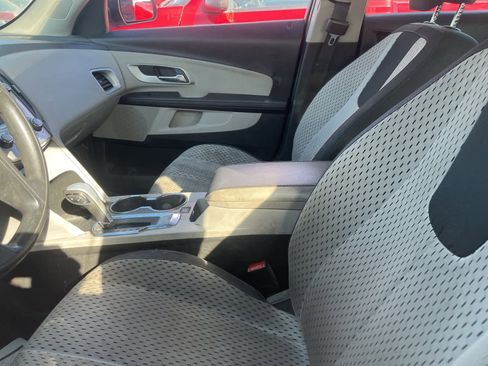 Used 2011 Chevrolet Equinox LS image 24