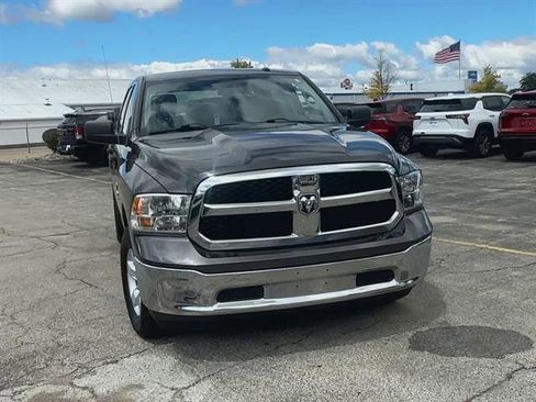 Used 2022 RAM 1500 Classic SLT image 26