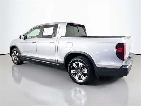 Used 2019 Honda Ridgeline RTL-T image 6