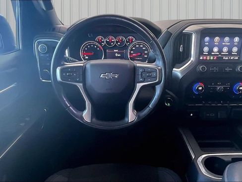 Used 2022 Chevrolet Silverado 1500 LT Trail Boss w/ Convenience Package II AWD/4WD image 2