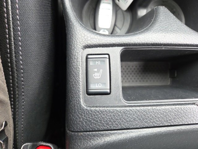 Used 2020 Nissan Rogue SL AWD/4WD image 9