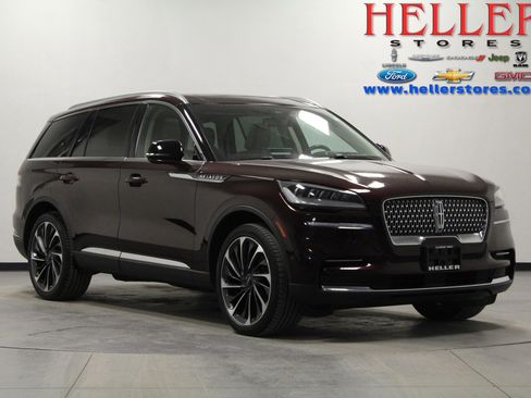 Used 2022 Lincoln Aviator Reserve w/ Equipment Group 201A image 1
