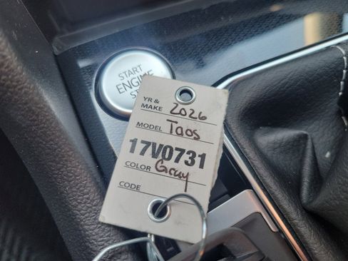 New 2026 Volkswagen Taos SEL AWD/4WD image 33