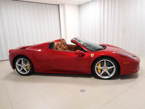Certified 2014 Ferrari 458 Spider image 8