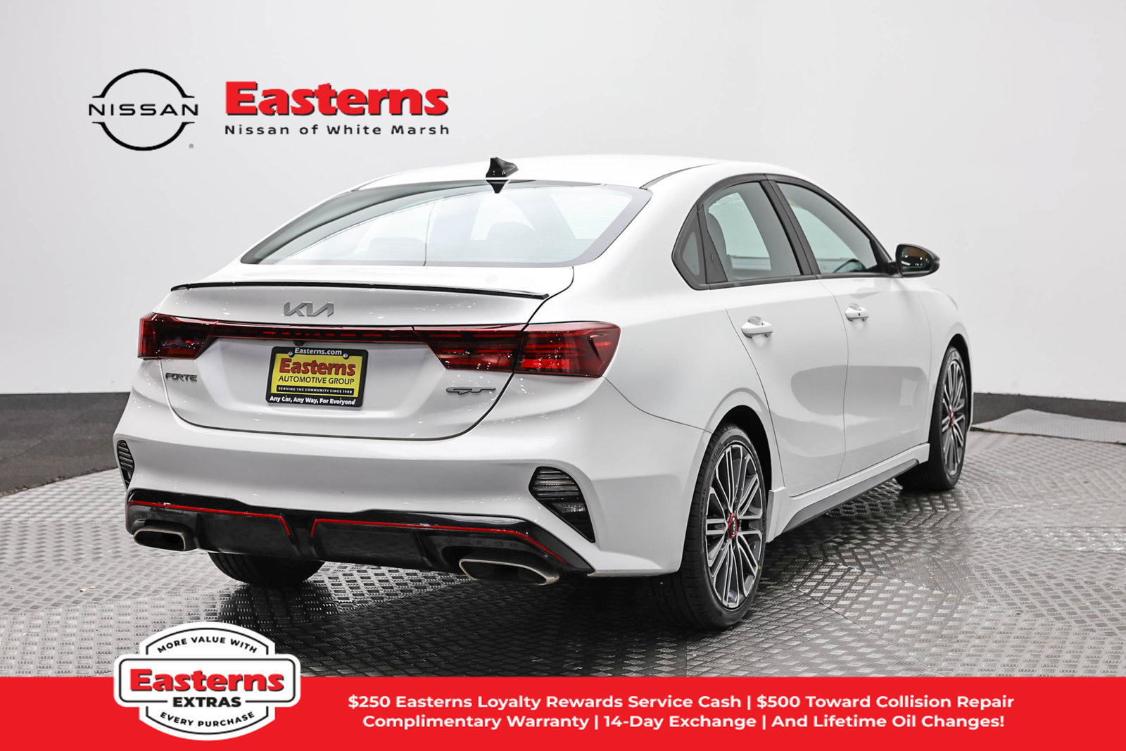 Used 2023 Kia Forte GT FWD image 5