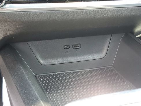 Used 2026 Chevrolet Equinox LT w/ Convenience Package II AWD/4WD image 26