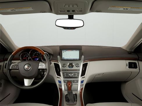 Used 2010 Cadillac CTS Premium RWD image 41