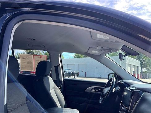 Used 2019 Chevrolet Traverse LT w/ LPO, Floor Liner Package AWD/4WD image 24