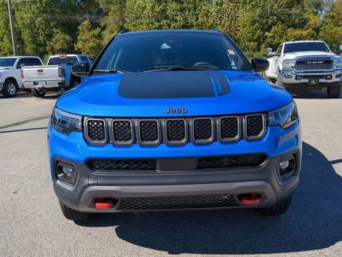 New 2023 Jeep Compass Trailhawk image 9