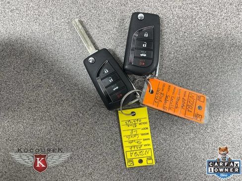 Used 2022 Toyota Corolla LE FWD image 26