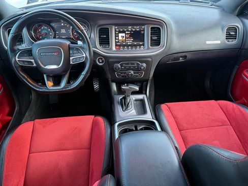 Used 2022 Dodge Charger Scat Pack RWD image 10