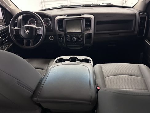 Used 2017 RAM 1500 Express w/ Black Ram 1500 Express Group image 29