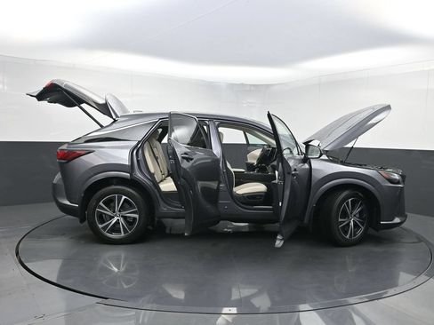 Used 2023 Lexus RX 350 Premium w/ Accessory Package AWD/4WD image 36